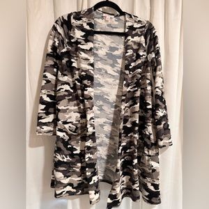 LulaRoe Cardigan - Size S